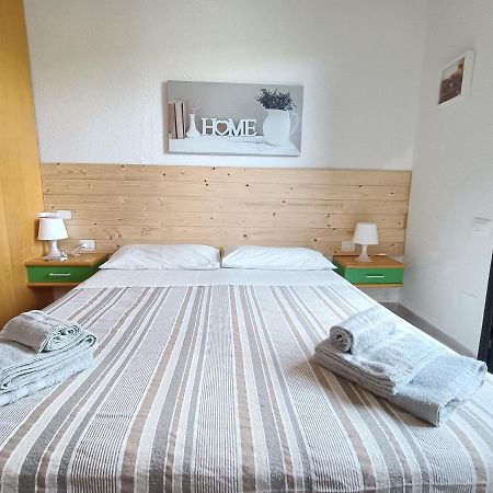 Venusilia Apartment - Free Parking อาชิ กัสเตลโล ภายนอก รูปภาพ