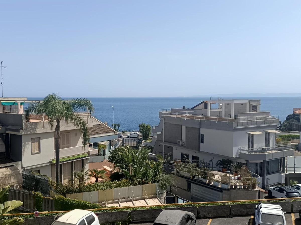 Venusilia Apartment - Free Parking อาชิ กัสเตลโล ภายนอก รูปภาพ