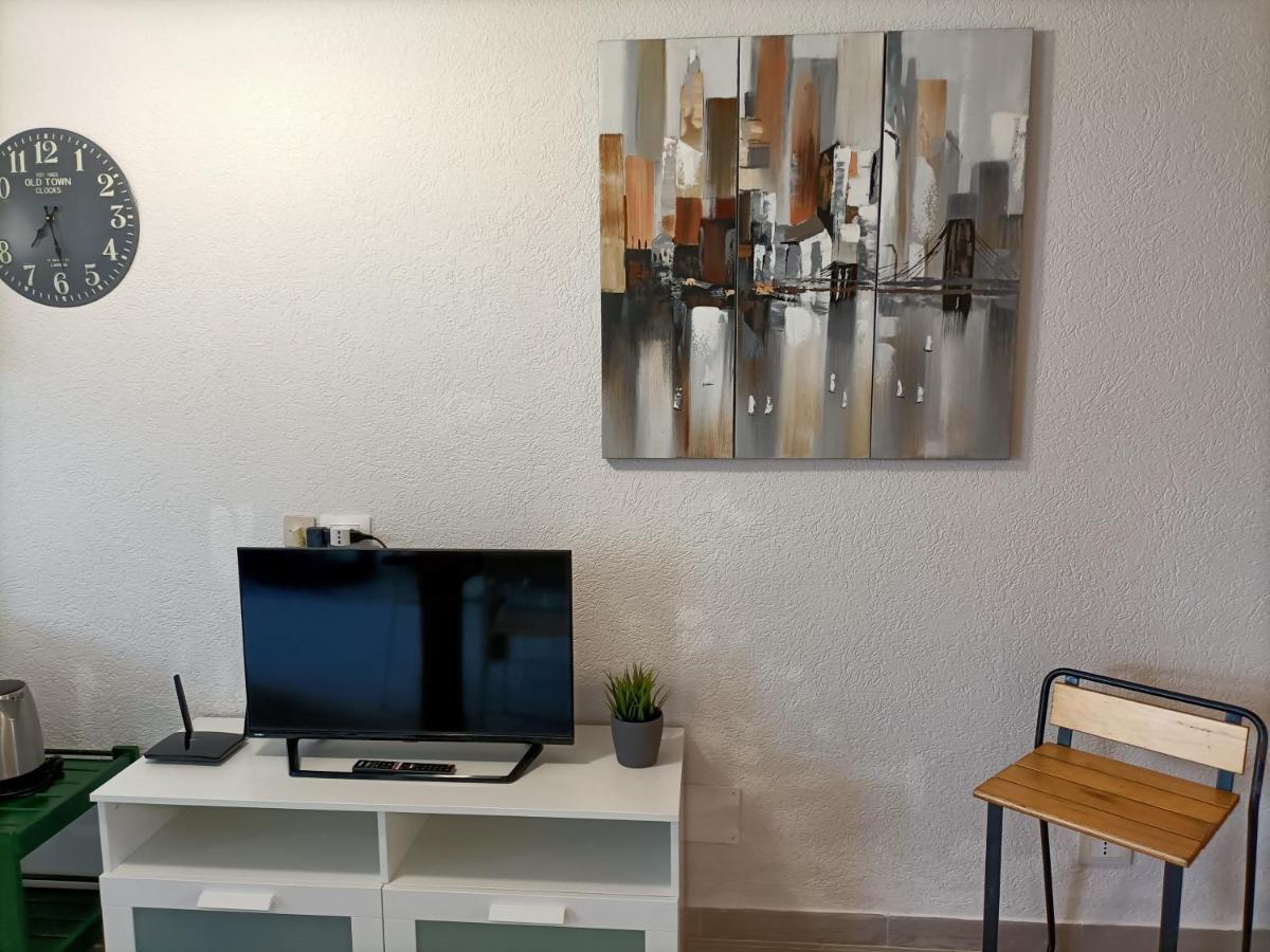 Venusilia Apartment - Free Parking อาชิ กัสเตลโล ภายนอก รูปภาพ