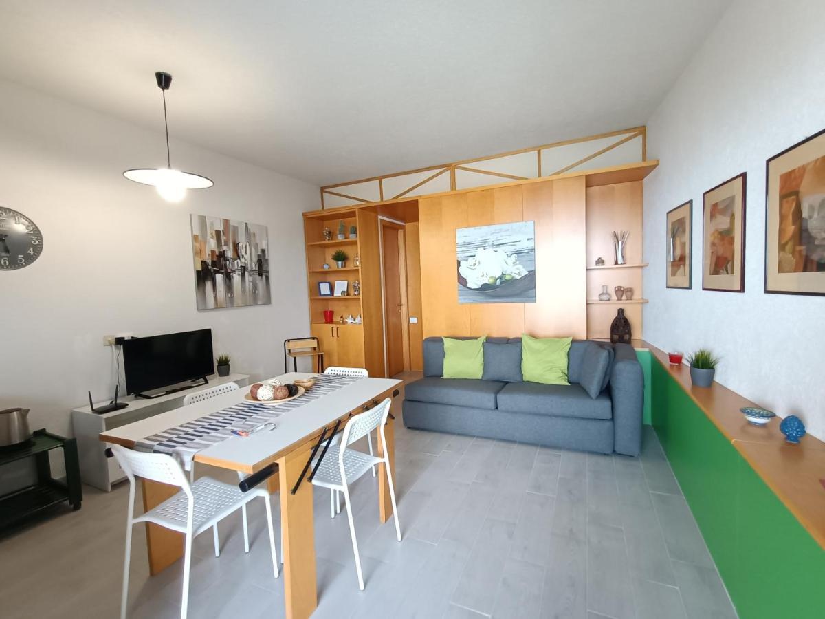 Venusilia Apartment - Free Parking อาชิ กัสเตลโล ภายนอก รูปภาพ